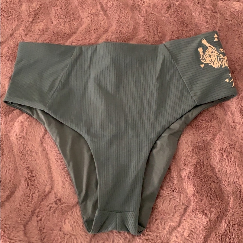 Hurly high waisted swimming bottoms
